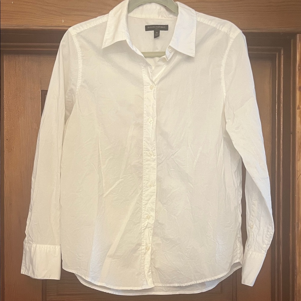 Banana Republic White Button Down Shirt